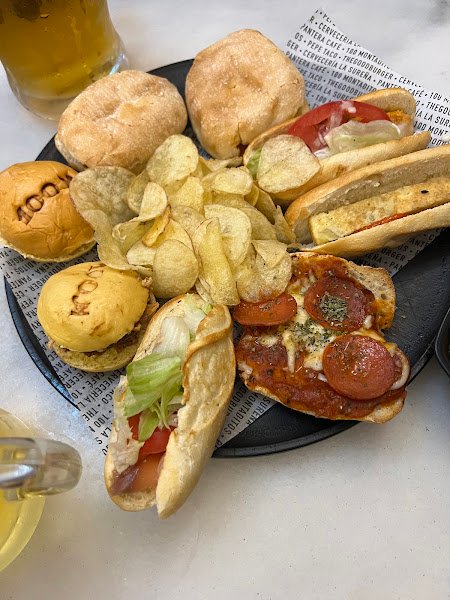 100 Montaditos Macarena, bar o restaurante en Sevilla