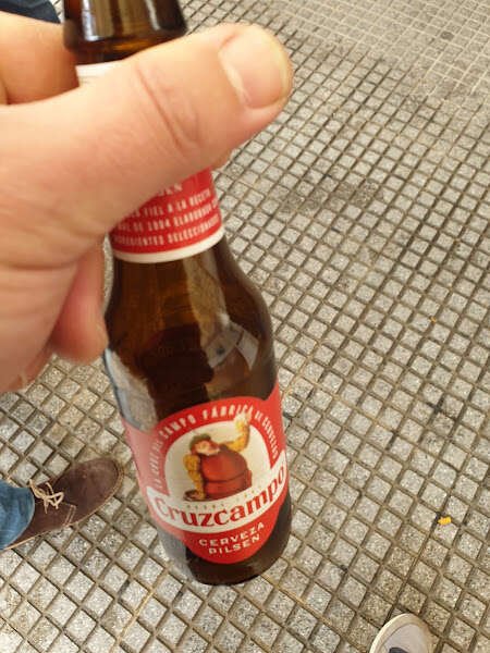 AAVV Hienipa, bar o restaurante en Alcalá de Guadaíra, Sevilla