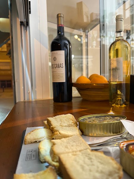 Abaceria Agueda, bar o restaurante en Los Remedios, Sevilla