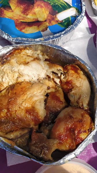 Asador de pollos Lázaro, bar o restaurante en Palomares del Río, Sevilla