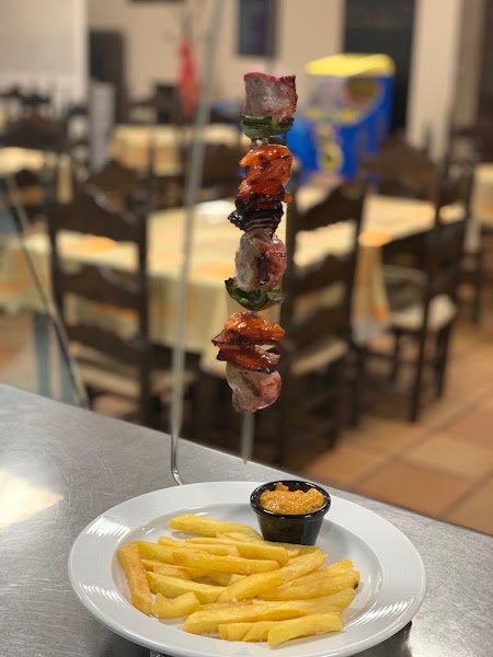 Asador El huerto del Portugués, bar o restaurante en Palomares del Río, Sevilla