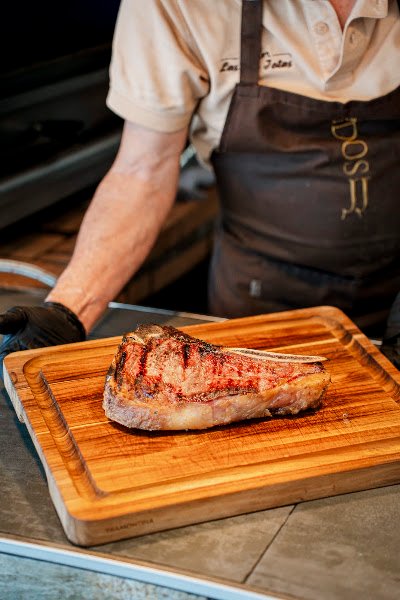 ASADOR LAS DOS JOTAS, bar o restaurante en Bormujos, Sevilla