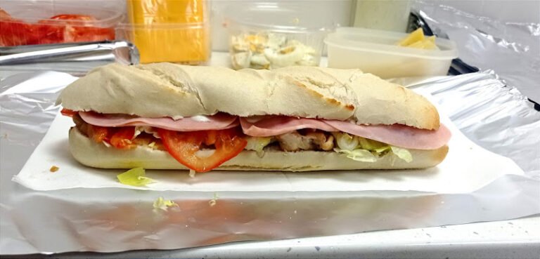 Baguetería El Chicha, bar o restaurante en Dos Hermanas, Sevilla