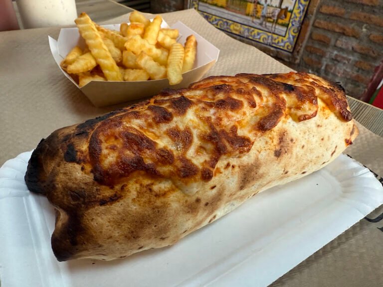 Bar Alaturca DONER KEBAP, bar o restaurante en Sevilla