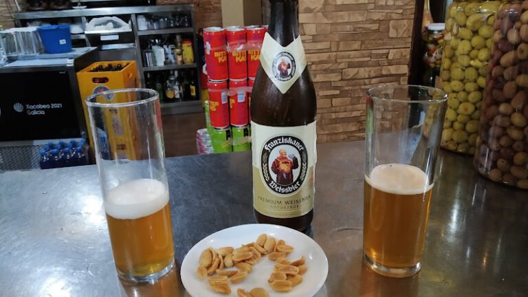 Bar Cafetería Iptusi, bar o restaurante en Dos Hermanas, Sevilla