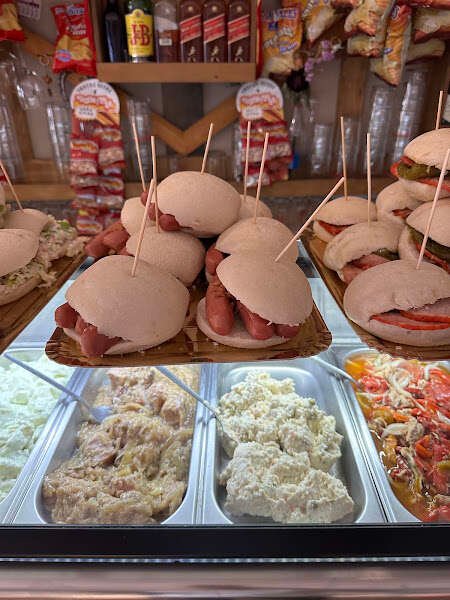 BAR CAFETERÍA JOSE HUERTAS desde 2016, bar o restaurante en Macarena, Sevilla
