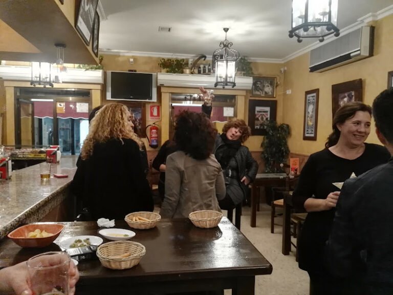 Bar Canónigo, bar o restaurante en Dos Hermanas, Sevilla