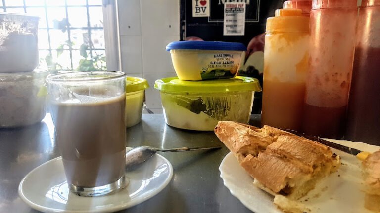 Bar Casa Moreno – La Esquinita, bar o restaurante en Bellavista, Sevilla
