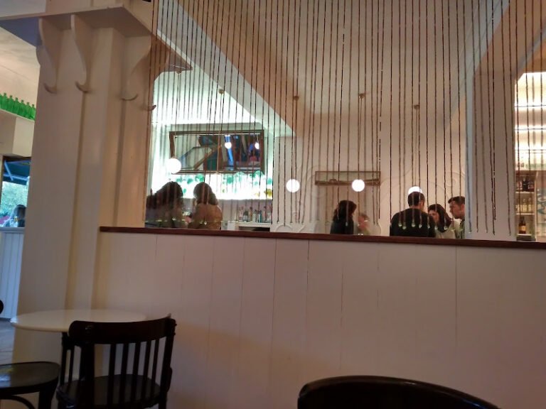 Bar Casablanca, bar o restaurante en Los Palacios y Villafranca, Sevilla