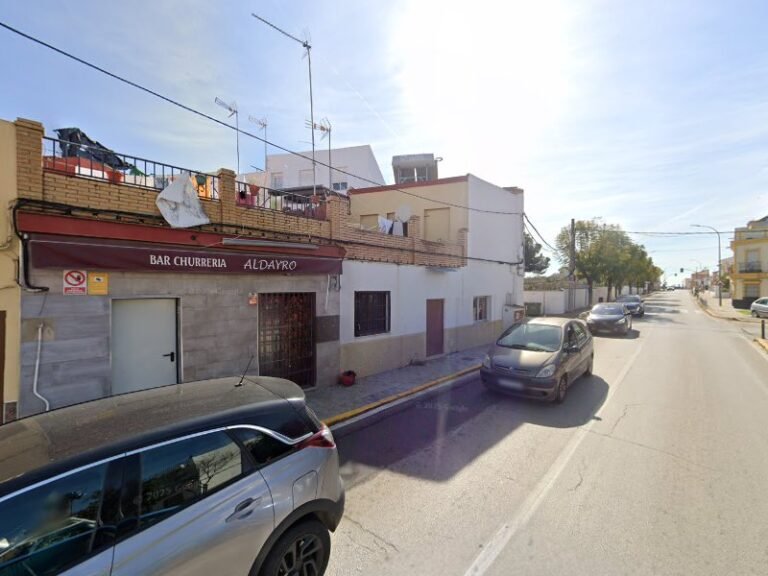 BAR CHURRERIA ALDAYRO, bar o restaurante en Benacazón, Sevilla