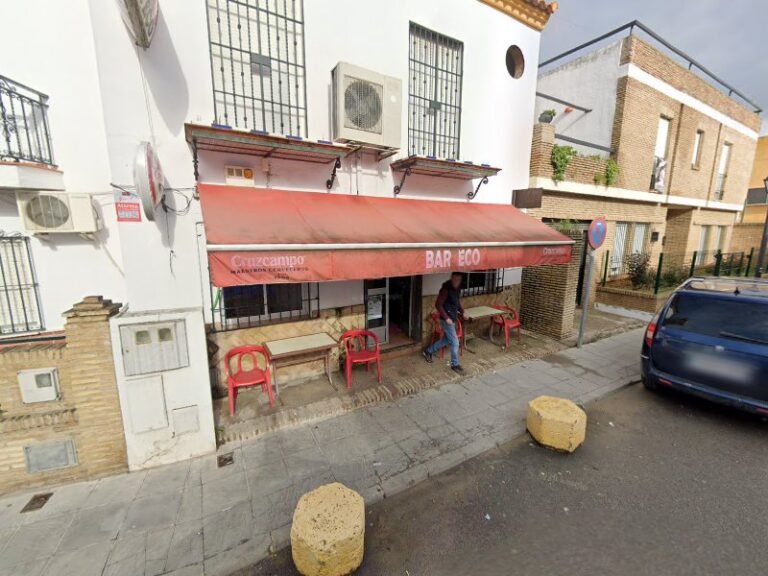 BAR ECO, bar o restaurante en Sanlúcar la Mayor, Sevilla