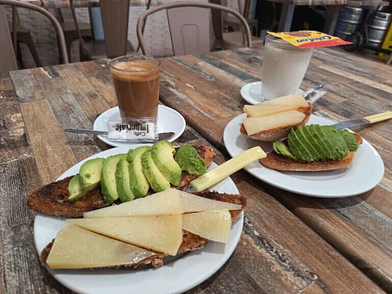 Bar El Soberao, bar o restaurante en Cerro del Águila, Sevilla