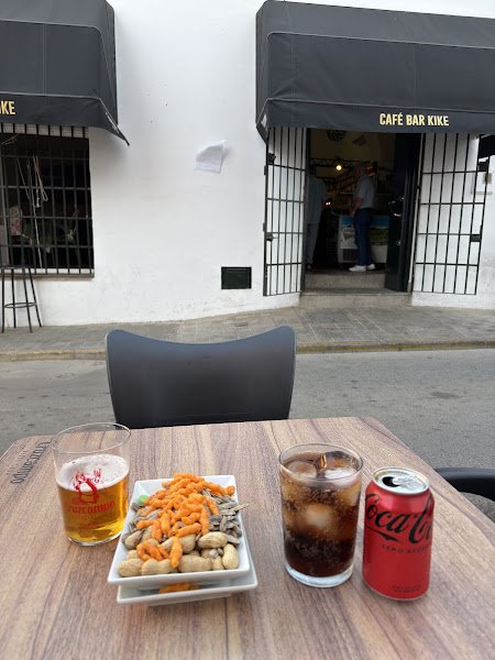 Bar Kike, bar o restaurante en Huévar del Aljarafe, Sevilla