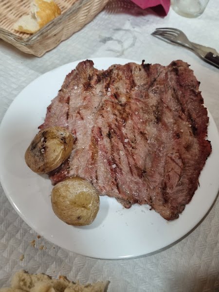 Bar La Carpintera Carne A La Brasa, bar o restaurante en Alcalá de Guadaíra, Sevilla