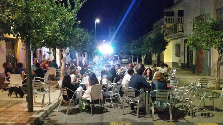 Bar LAFAROLA, bar o restaurante en El Viar, Alcalá del Río, Sevilla