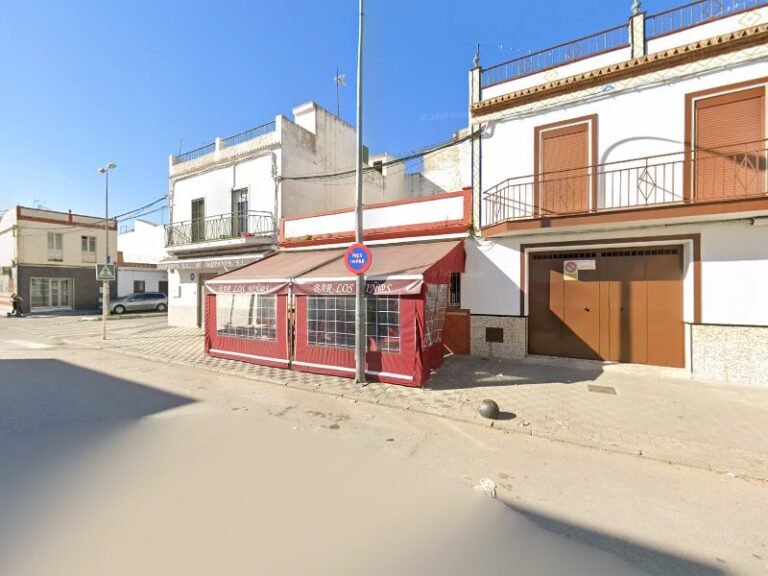 BAR LOS NIÑOS, bar o restaurante en Los Palacios y Villafranca, Sevilla