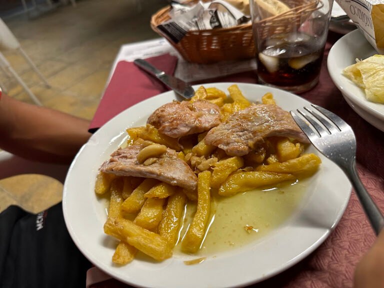 Bar MALANDRE, bar o restaurante en Umbrete, Sevilla