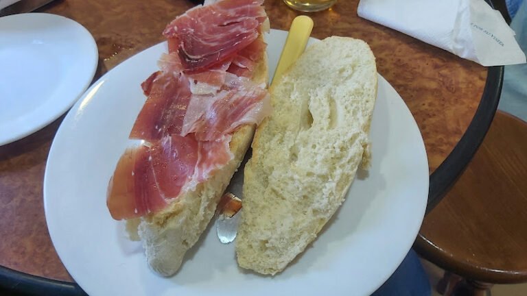 Bar Mallorca, bar o restaurante en Dos Hermanas, Sevilla