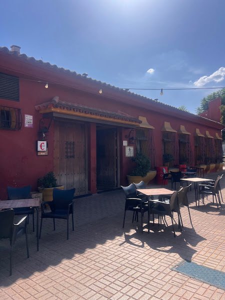 Bar Nayade. Tapas y Vinos, bar o restaurante en Gelves, Sevilla