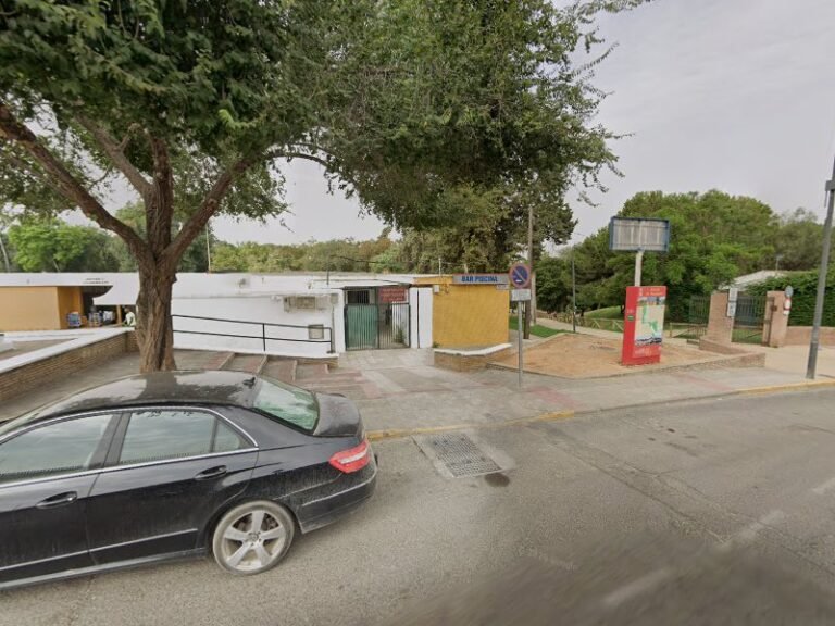 Bar Piscina, bar o restaurante en Alcalá de Guadaíra, Sevilla