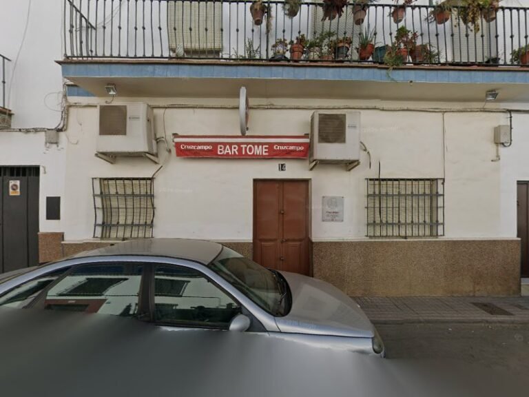 Bar Tome, bar o restaurante en Carmona, Sevilla