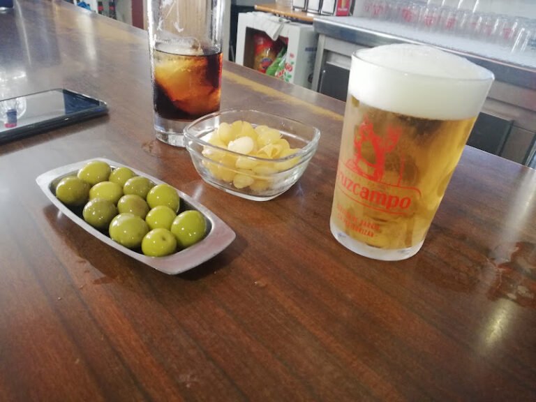 Bodega El Viar, bar o restaurante en Alcalá del Río, Sevilla