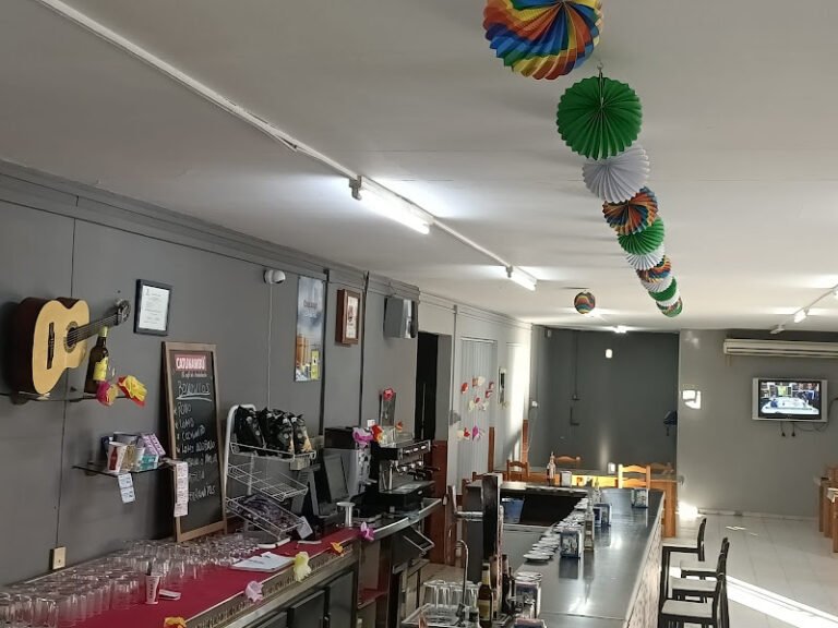 Bodega Los Vecinos, S.L, bar o restaurante en Polígono Fridex, Alcalá de Guadaíra, Sevilla