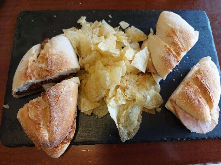 Bodega Tós X =, bar o restaurante en Sevilla Este, Sevilla