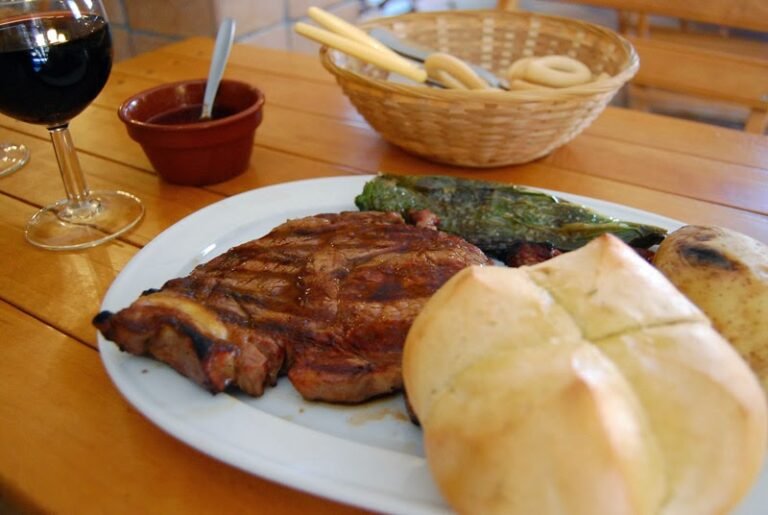 Bodegón El Liebre, bar o restaurante en Alcalá de Guadaíra, Sevilla