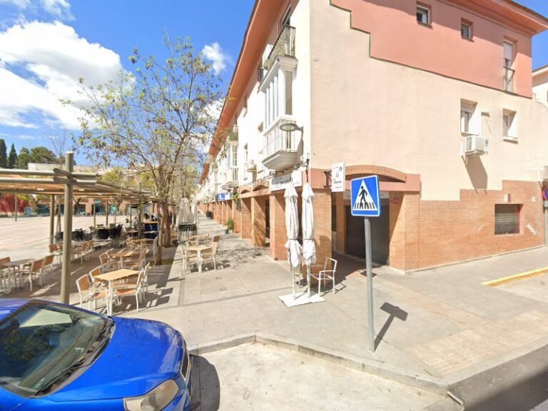 BOXHA CAFE, bar o ristorante a Tomares, Sevilla