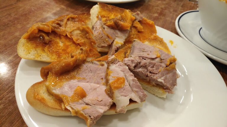 Café Bar Baltanás, bar o restaurante en Alcalá de Guadaíra, Sevilla