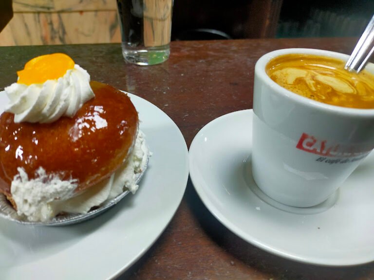 Café San Pedro, bar o restaurante en Carmona, Sevilla