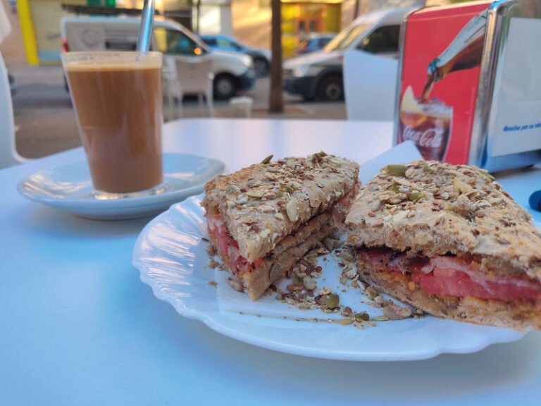 Cafes David, bar o restaurante en Sevilla Este, Sevilla