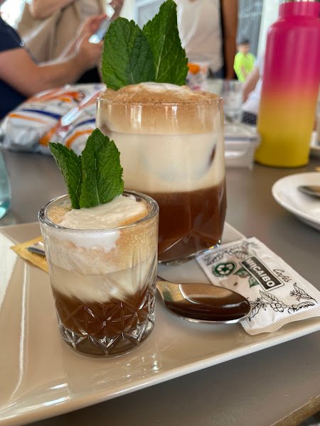 Cafetería El Reloj Café & Copas, bar o restaurante en Sevilla Este, Sevilla