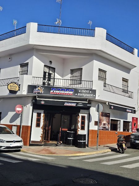Cafetería hamburguesería Rodeo, bar o restaurante en Alcalá de Guadaíra, Sevilla
