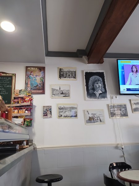 Cafetería heladería sioque, bar o restaurante en Umbrete, Sevilla