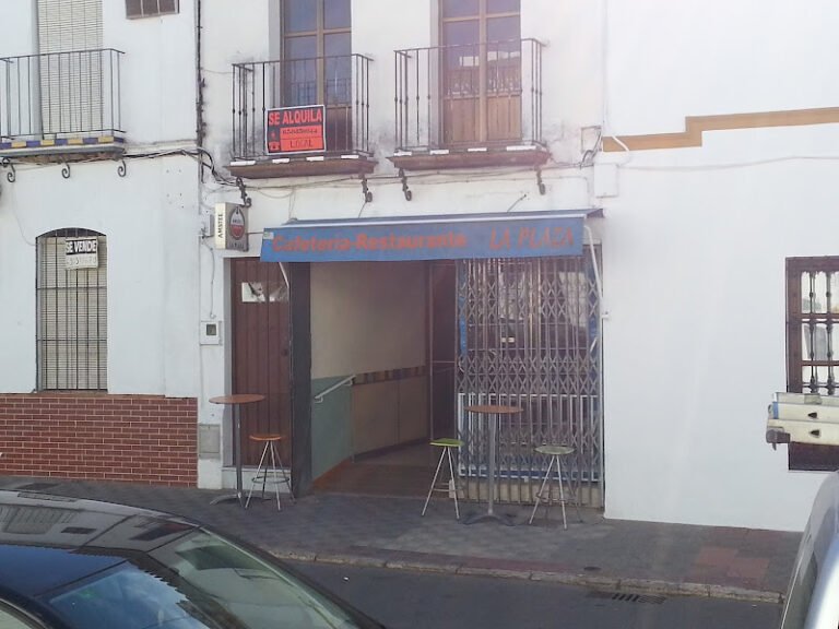 Cafeteria La Plaza, bar o restaurante en Aznalcázar, Sevilla
