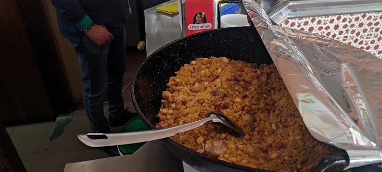 Casa Er Tato, bar o restaurante en Montequinto, Dos Hermanas, Sevilla