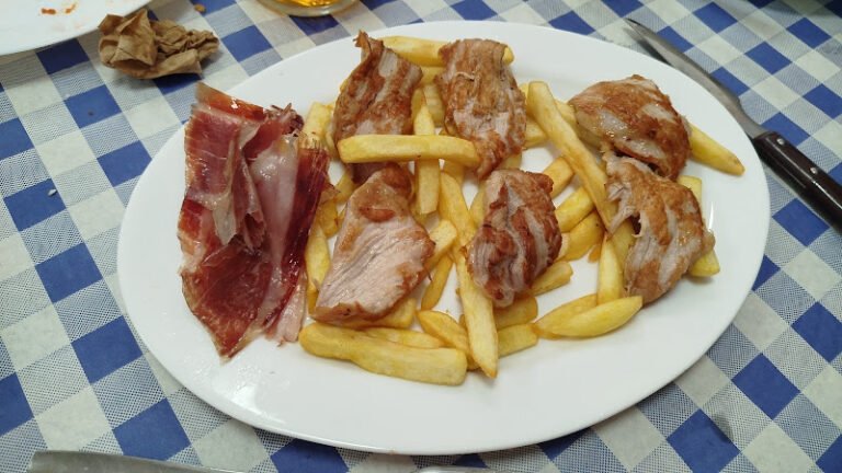 Casa mateo, bar o restaurante en Bollullos de la Mitación, Sevilla