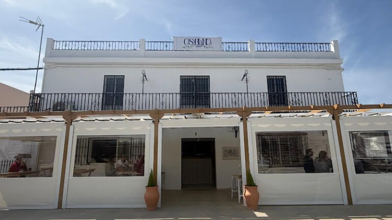 Casablanca 41909, bar o restaurante en Salteras, Sevilla