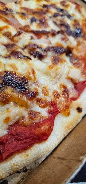 Cascabel Pizza, bar o restaurante en Bormujos, Sevilla