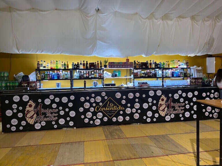 Caseta Amigos de las Fiestas, bar o restaurante en Alcalá de Guadaíra, Sevilla