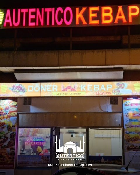 Cavaleri Kebap Auténtico, bar o restaurante en Mairena del Aljarafe, Sevilla