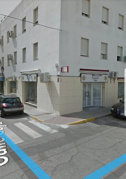 CERVECERIA CAFETERIA MONT BLANC, bar o restaurante en Carmona, Sevilla