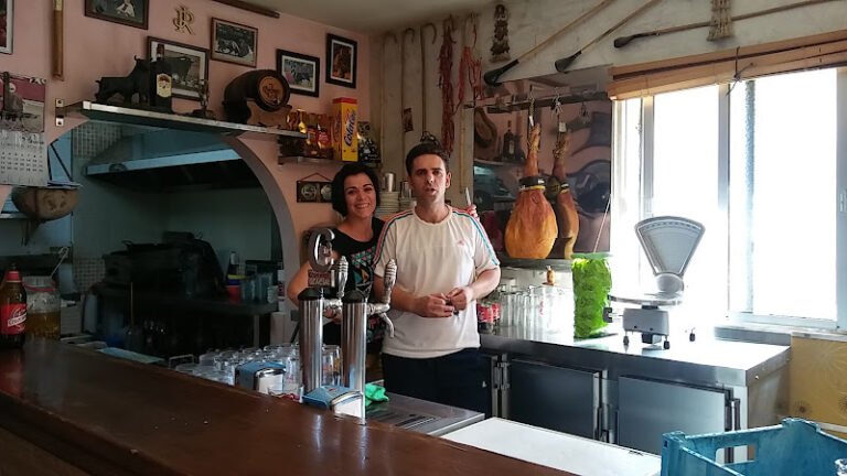 Cerveceria Guili, bar o restaurante en Valencina de la Concepción, Sevilla