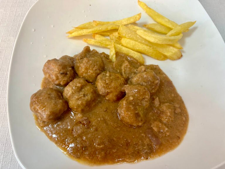 Cervecería La Ventanita, bar o restaurante en Bollullos de la Mitación, Sevilla