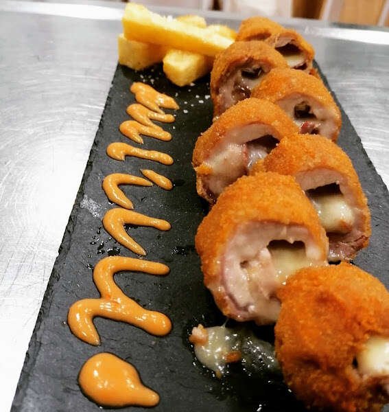 Cervecería Y Marisqueria Casa Ortiz, bar o restaurante en Sevilla Este, Sevilla