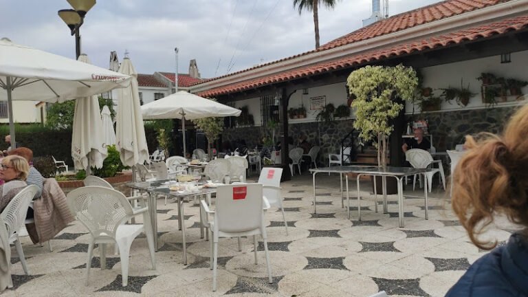 Club Social Alhami, bar o restaurante en Sevilla Este, Sevilla