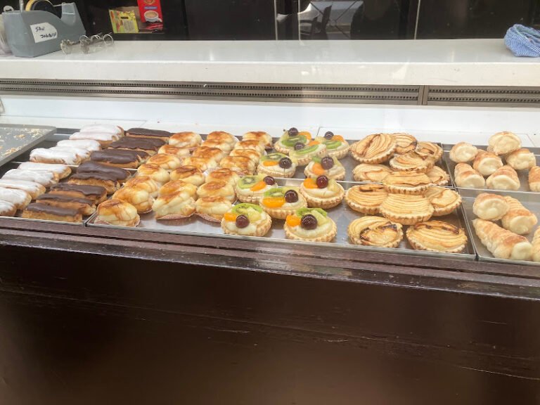 Confitería san Joaquín el barrero, bar o restaurante en Alcalá de Guadaíra, Sevilla