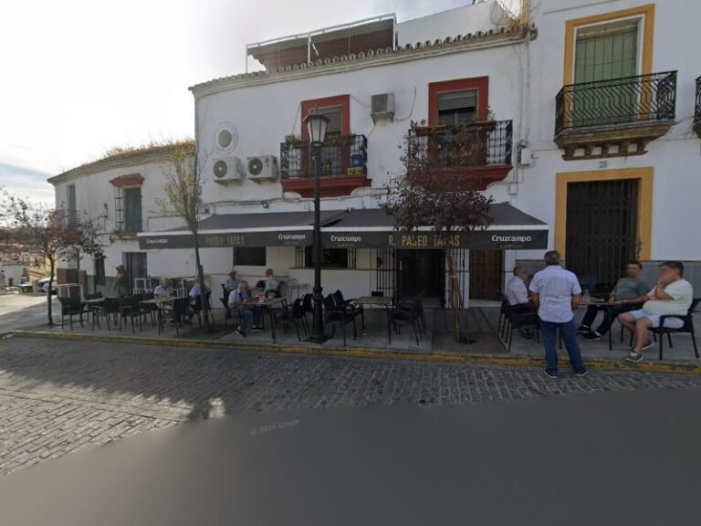 Cruzcampo Especial, bar o restaurante en Carmona, Sevilla